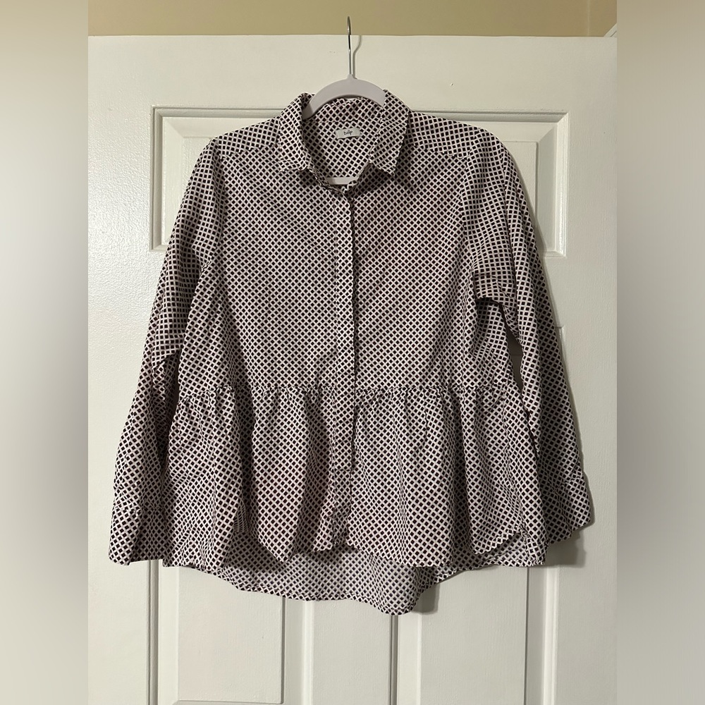 Tulip- Small women’s patterned shirt- button up- long sleeve blouse